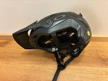 oakley DRT5 Maven MIPS schwarz 2025 bike usato — immagine 5 di 8