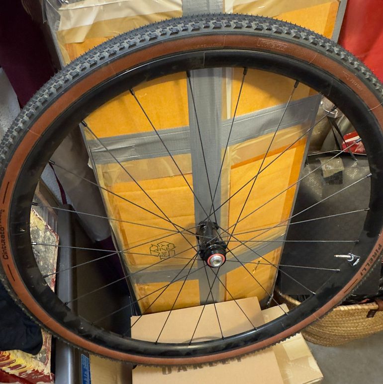 Brugt Fulcrum rápido red 500 2024 bike — billede 2 af 5