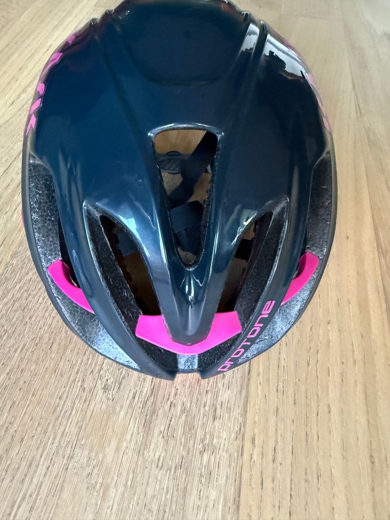 Brugt Kask protone 2023 bike — billede 6 af 6