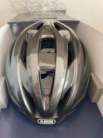 Used ABUS stormcheser 2025 bike — image 3 of 3