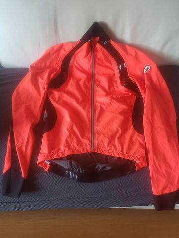 Assos Antipioggia / Antivento 2023 bike usato — immagine 2 di 2