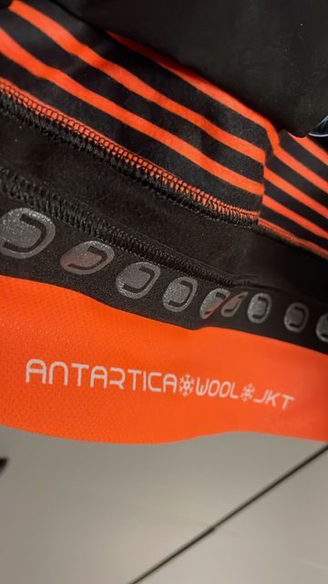 Gebrauchtes Dotout ANTARTICA Wool Jacket 2024 bike — Bild 2 von 5