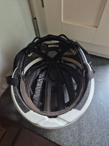 Brugt ABUS Aventor 2022 bike — billede 5 af 5