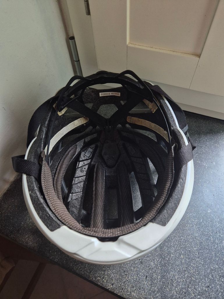 Brugt ABUS Aventor 2022 bike — billede 5 af 5