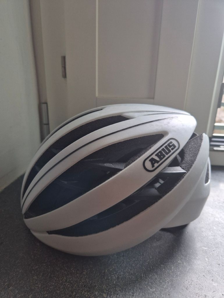 Brugt ABUS Aventor 2022 bike — billede 4 af 5