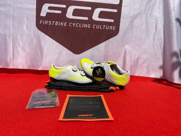 Używany Dmt R1 SUMMER Cycling Shoes