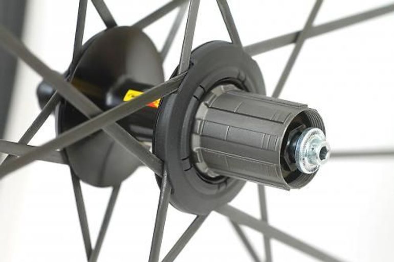 Used Mavic Cosmic carbon SLR 2015 bike — image 2 of 2