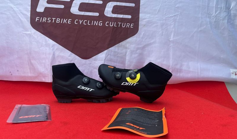 Brugt Dmt SCARP DWM1 BLACK/WHITE/ORANGE/CLEAR Cycling Shoes