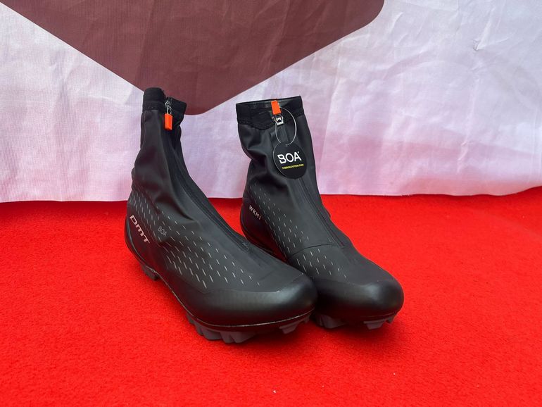 Used Dmt SCARPE  WKM1 BLACK/ORANGE bike — image 3 of 6