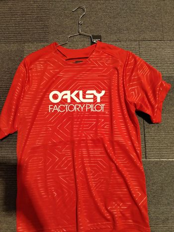Used oakley factory pilot 2024 Cycling Clothing
