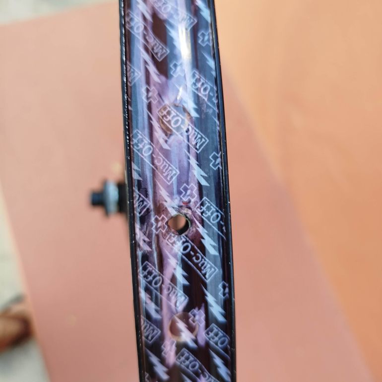 Used Dt Swiss GR540 2024 bike — image 7 of 7