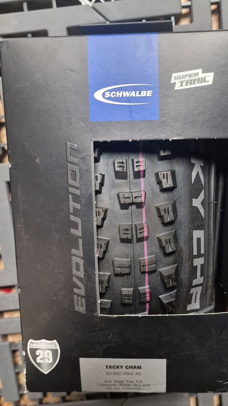Used Schwalbe tachy chan 2025 bike — image 2 of 2