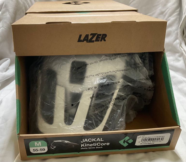 Lazer Jackal KinetiCore 2024 bike usato — immagine 8 di 8