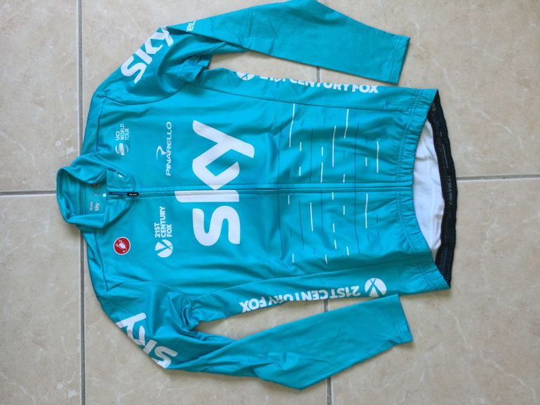 Used Castelli Team Sky 2017 bike — image 1 of 3