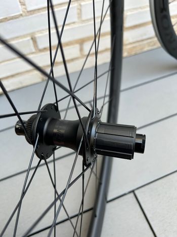 Used Bontrager Aeolus Elite 50 TLT 2025 bike — image 5 of 7