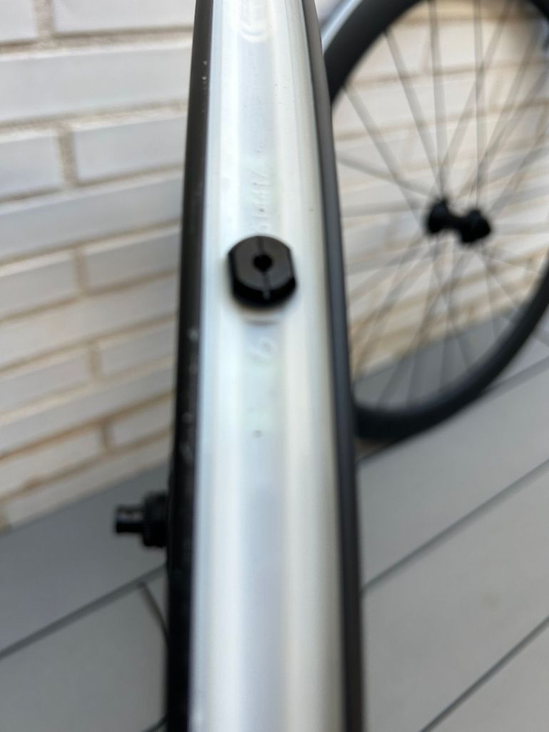 Used Bontrager Aeolus Elite 50 TLT 2025 bike — image 4 of 7