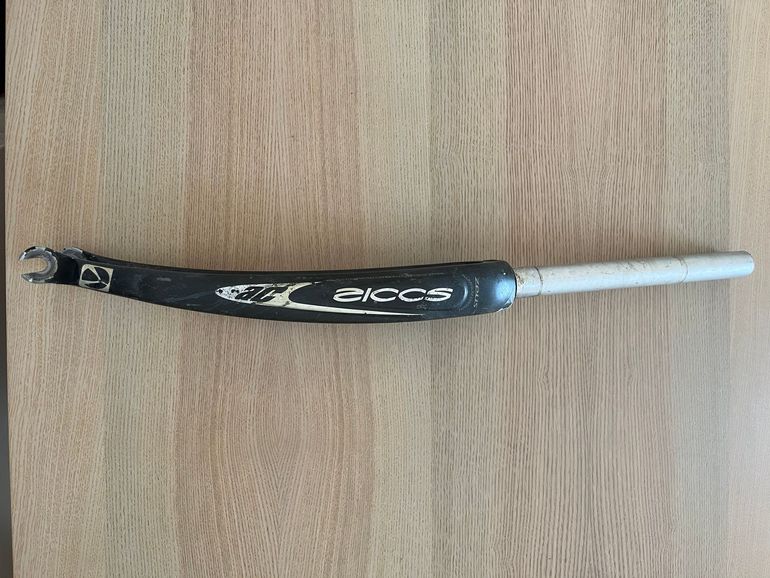 Used Zeus carbone bike — image 1 of 4
