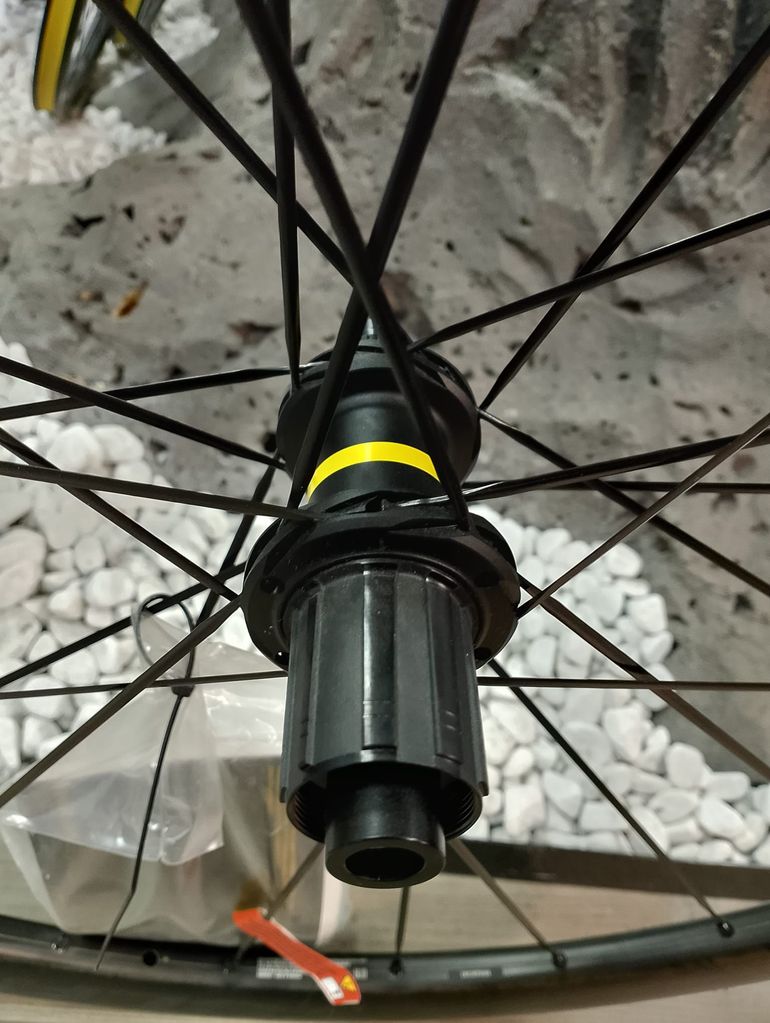 Used Mavic slr 32 disc 2025 bike — image 5 of 5