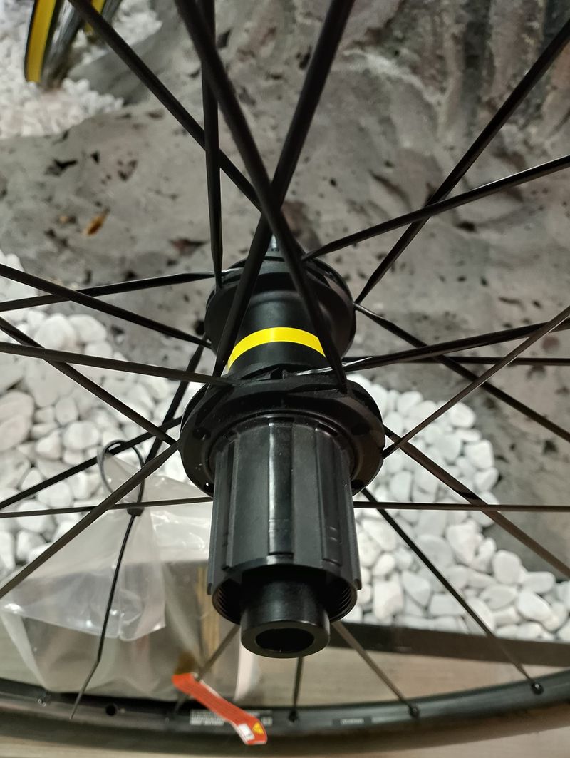 Used Mavic slr 32 disc 2025 bike — image 5 of 5