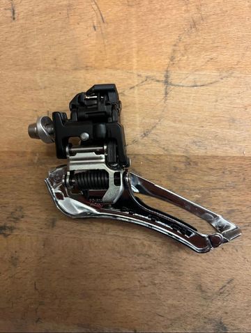 Shimano 105 2024 Drivetrain & Pedals usato