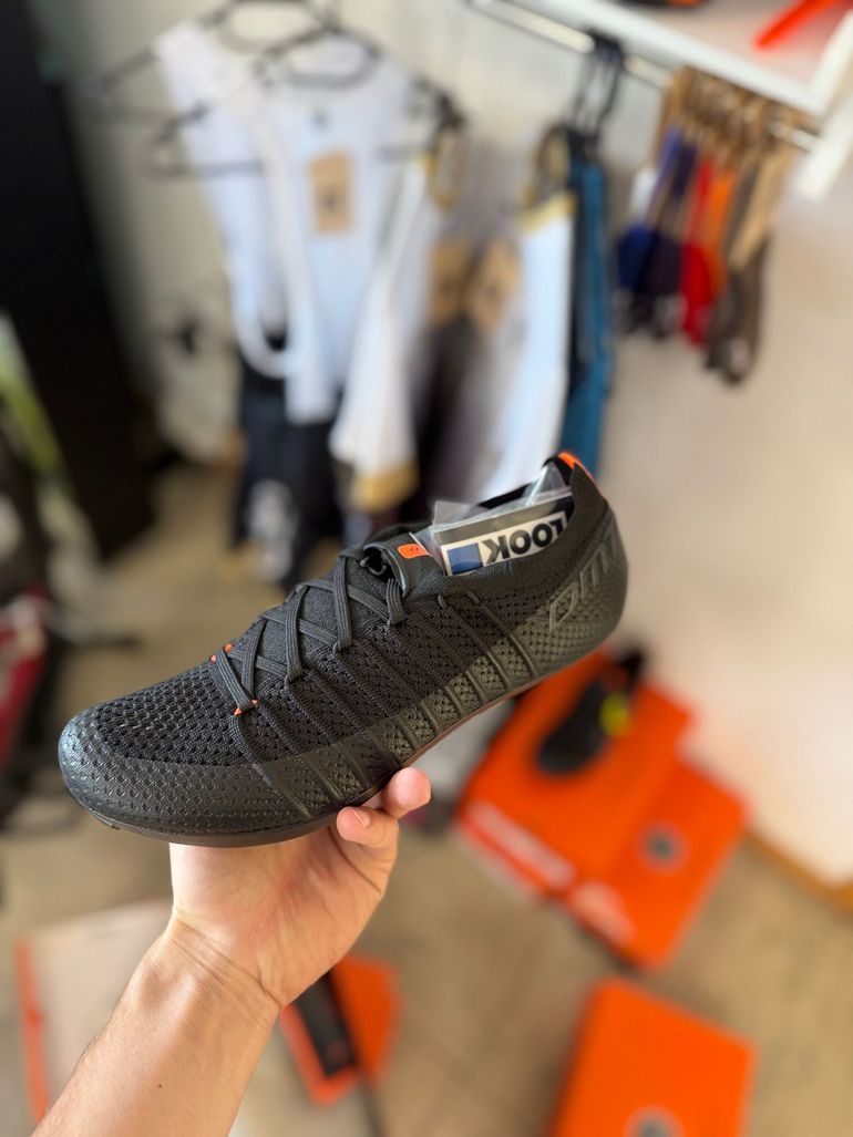 DMT KRSL サイズ39.5 DMT Kr Sl Pogi's buty do roweru szosowego, uniseks : Amazon