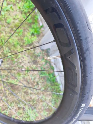 Używany Roval Rapide C38 Disc 2019 bike — zdjęcie 10 z 13
