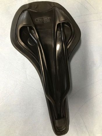 Used Selle Italia XR 2021 bike — image 4 of 5