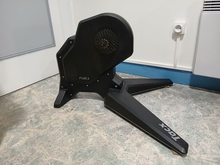 Used TAXC HOME-TRAINER FLUX S SMART T2900S 2019 bike — image 1 of 6