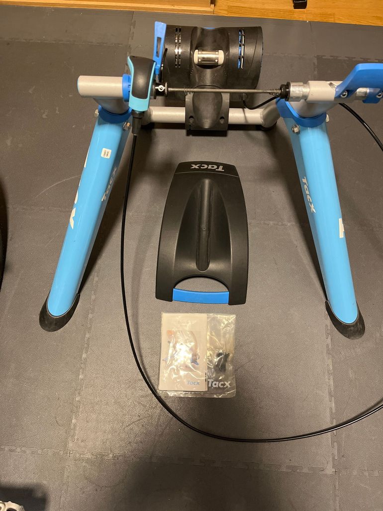 Used Tacx Booster 2020 bike — image 1 of 4