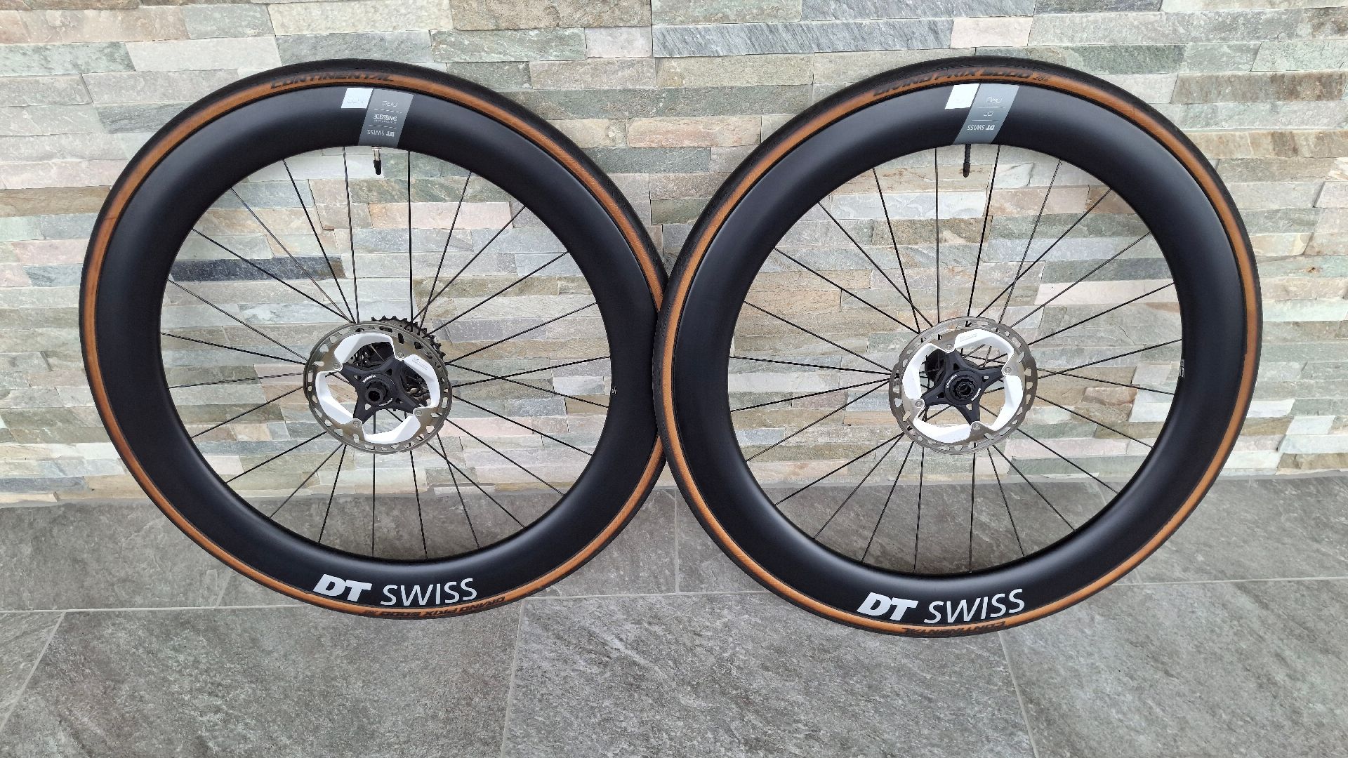 960fd262-ac5d-4848-bc74-