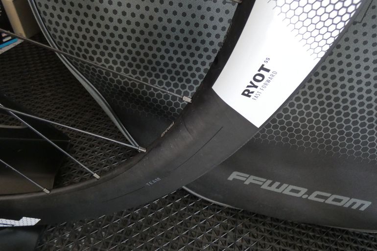 Used Ffwd Ryot 55 Team Tech Tubular Disc bike — image 5 of 21