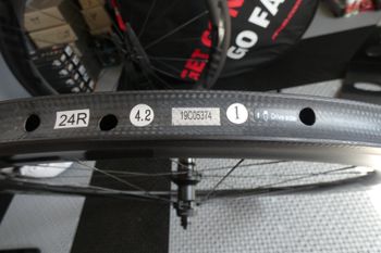 Used Ffwd F6R Tubular Rim Brake bike — image 13 of 15