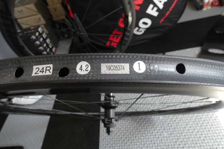 Used Ffwd F6R Tubular Rim Brake bike — image 13 of 15
