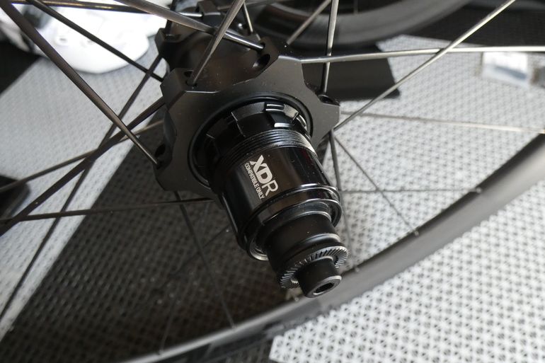 Used Ffwd F6R Tubular Rim Brake bike — image 9 of 15
