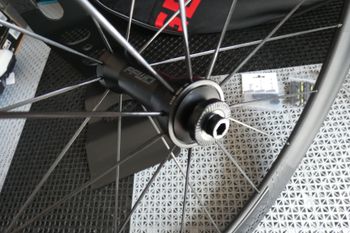 Used Ffwd F6R Tubular Rim Brake bike — image 11 of 15