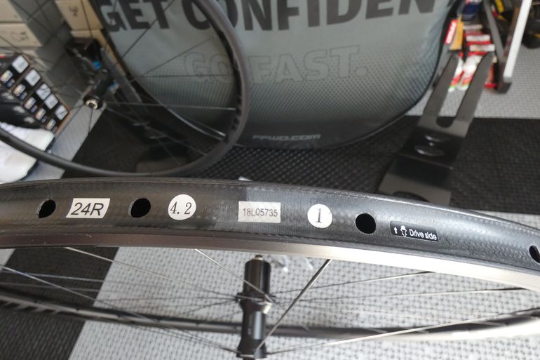 Used Ffwd F3R Tubular Rim Brake bike — image 10 of 15