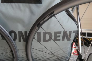 Used Ffwd F3R Tubular Rim Brake bike — image 4 of 15
