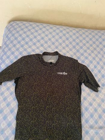 Rh+, Jersey