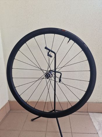 Used Shimano Ultegra C36 2022 bike — image 2 of 8