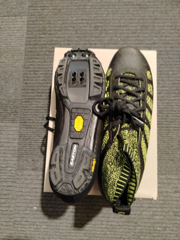 Giro empire vrn 70 knit 2025 Cycling Shoes d'occasion