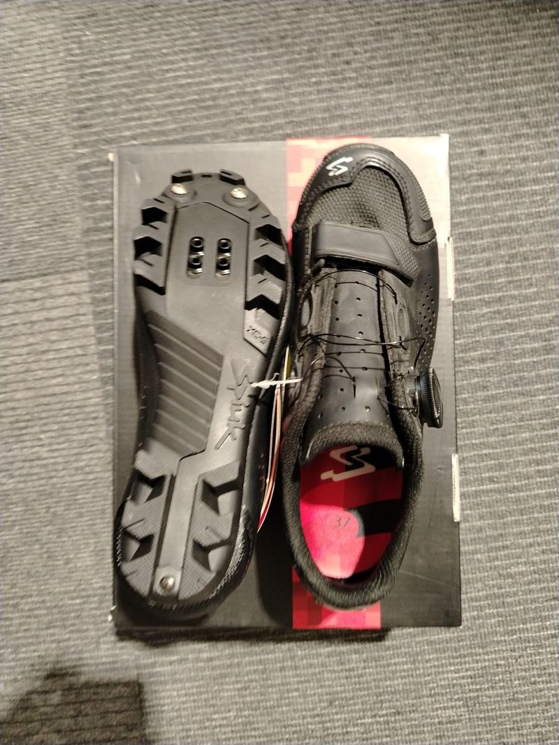 Spiuk zmondm 137 Cycling Shoes d'occasion