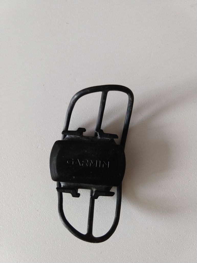 Used Garmin Trittfrequenzsensor bike — image 1 of 3