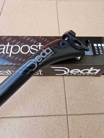 Deda Elementi, Superzero