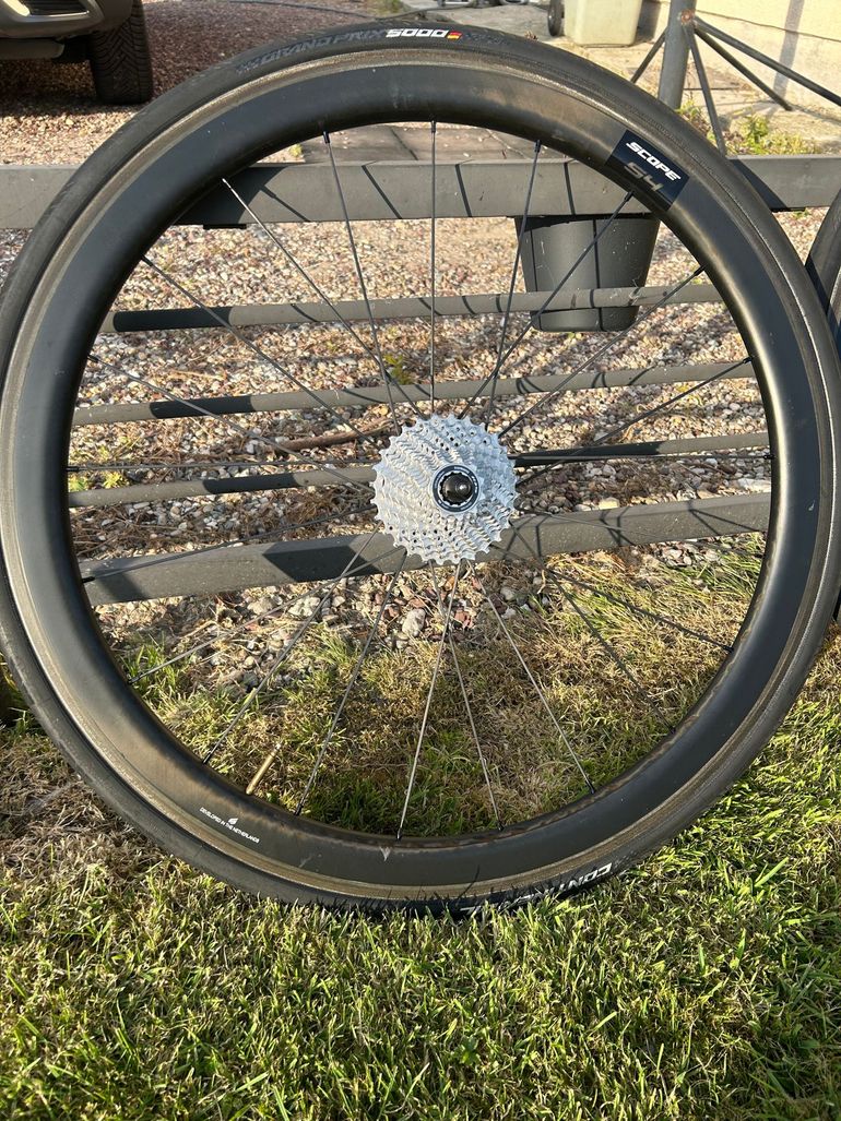 Brugt Scope S4 carbone 45mm 2024 bike — billede 3 af 3