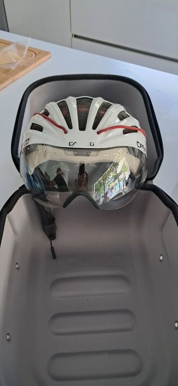 Used Casco SPEEDairo 2022 Cycling Accessories