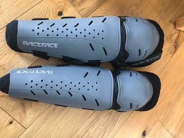 Used Race Face DIY Womens arm & knee combi 2015 Cycling Clothing