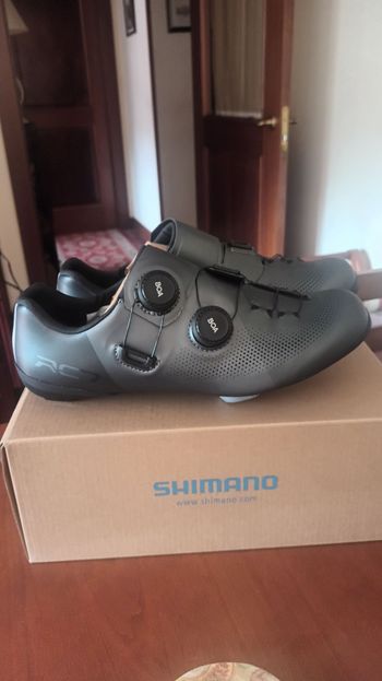 Used Shimano RC7 2025 Cycling Shoes
