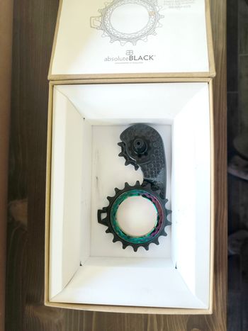 Absoluteblack, Carbon-ceranic oversized hollowcage