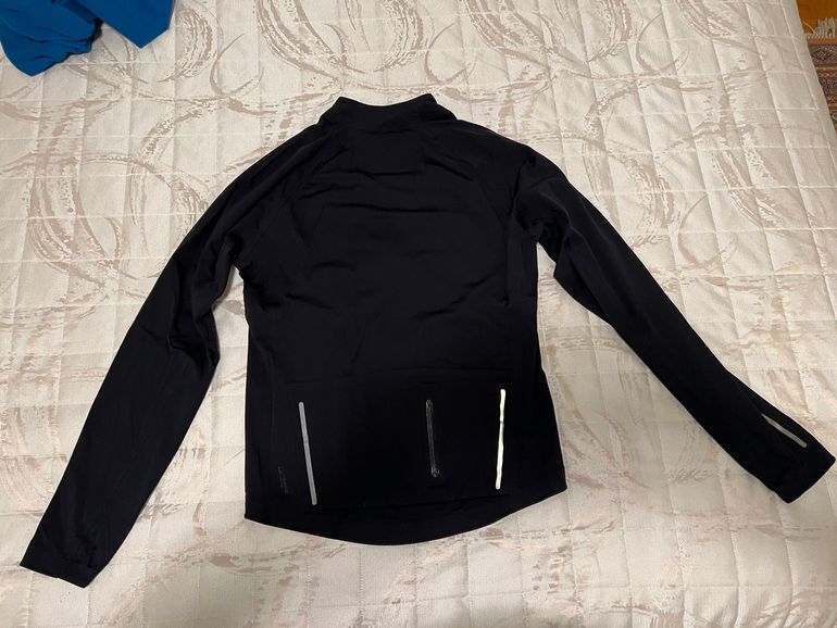 Used Specialized SL rain jacket 2023 bike — image 2 of 2