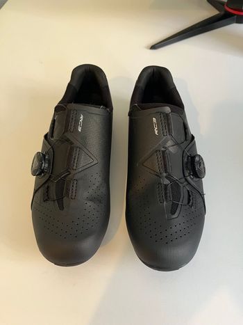 Used Shimano RC3 2024 Cycling Shoes